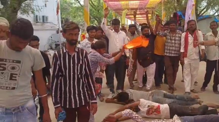 तखतगढ़ सोनाणा खेतलाजी मंदिर कमेटी के भक्तगण पहुंचे जुनी धाम, 13 वर्षों से जारी है आस्था की पदयात्रा