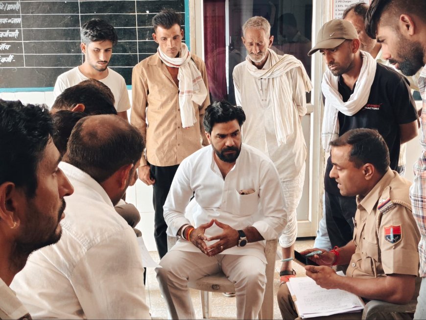 कोयला भरे ट्रक की चपेट में आए दो छात्र, एक की मौके पर मौत, दूसरा गंभीर घायल