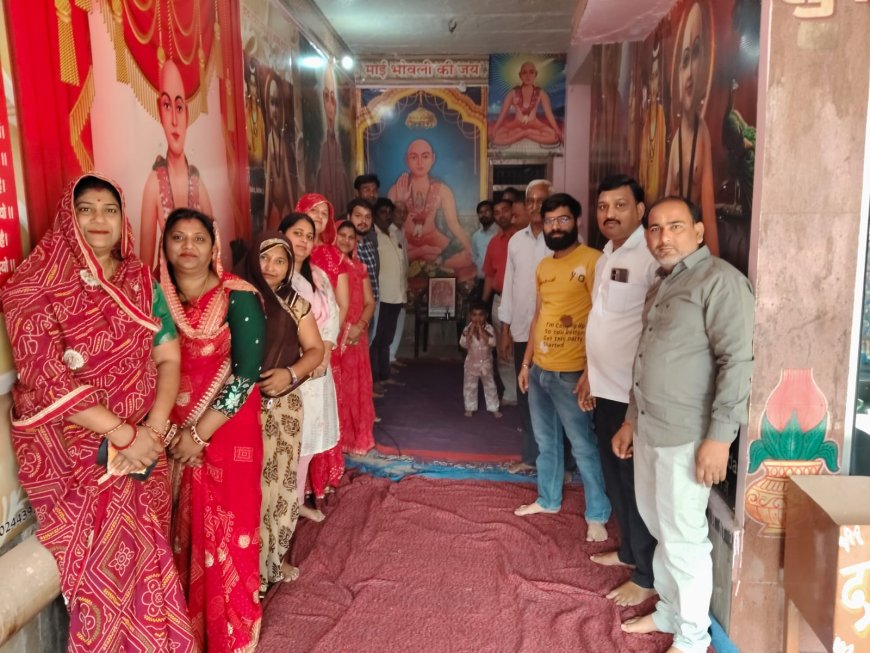 कठूमर में नवसंवत पर वैश्य दिवस हर्षोल्लास के साथ मनाया, लक्ष्मी पूजन कर सुख-समृद्धि की कामना