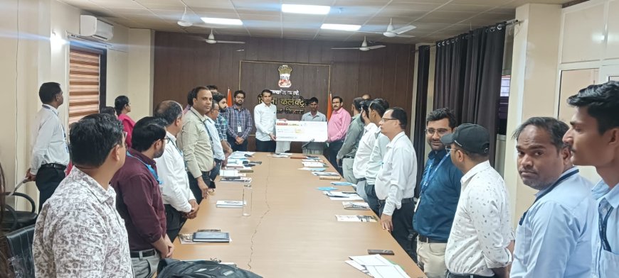 पीएम सुरक्षा बीमा योजना के तहत लाभार्थी परिवार को मिला 2 लाख रुपये का क्लेम