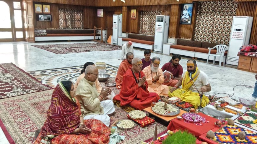 हरि शेवा उदासीन आश्रम में माँ दुर्गा के सहस्त्रार्चन से गूंजा भक्ति का दिव्य स्वर