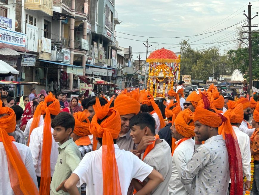 राम नवमी पर स्वर्णकार समाज की भव्य शोभायात्रा, श्रद्धा और उल्लास का अद्भुत संगम केसरिया साफों और रामधुन से गुंजायमान हुआ तखतगढ़, श्रद्धालुओं की उमड़ी आस्था