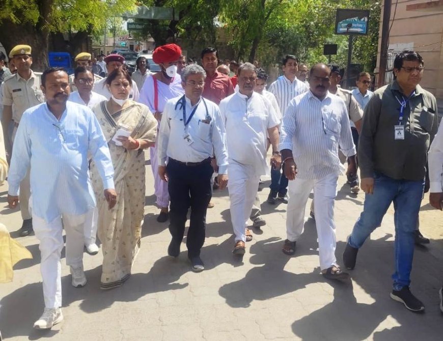 राज्य सरकार सुदृढ़ चिकित्सा सुविधाओं के लिए प्रतिबद्धः चिकित्सा मंत्री सिरोही जिला चिकित्सालय एवं माउण्ट आबू सीएचसी का किया निरीक्षण