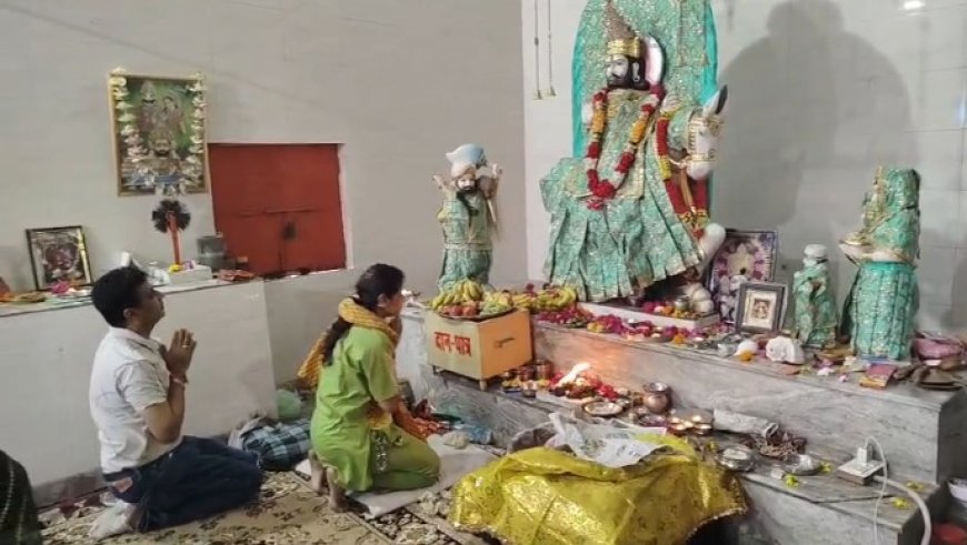 रामसापीर के मंदिर पर महा आरती के बाद भंडारे का आयोजन