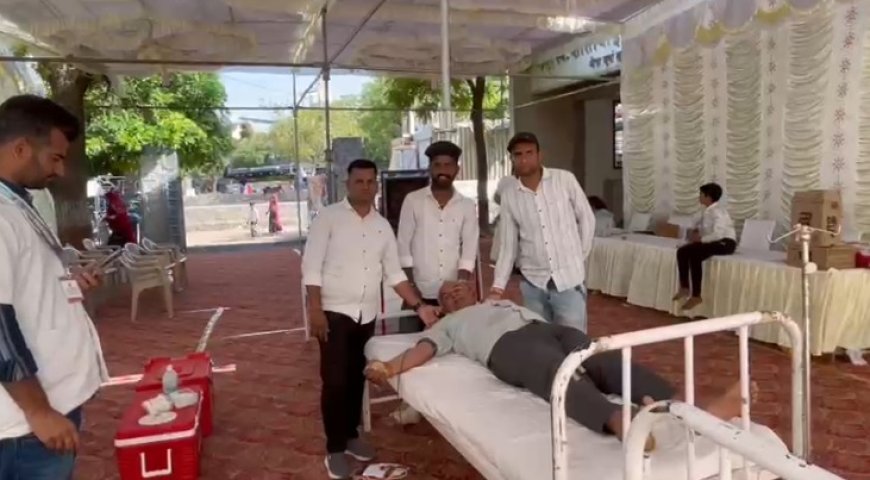 सादड़ी मे 14 वा रक्तदान शिविर आयोजित युवाओं ने दिखाया उत्सव