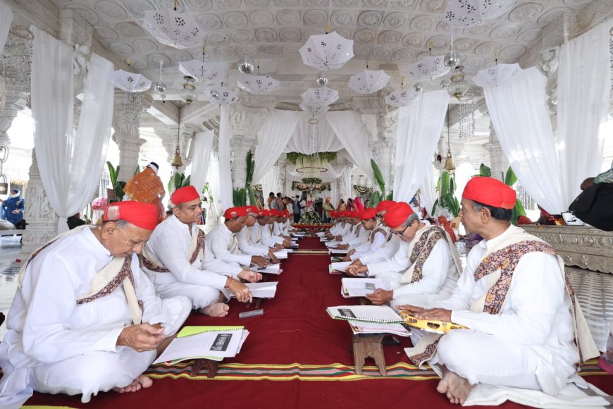 जीरावला तीर्थ में नवपद ओली के पांचवें 'साधु पद' पर उत्सवों की धूम सेठ मोतीशाह के शौर्य और रजोहरण के अक्षताभिषेक ने मोहा 1000 आराधकों का मन