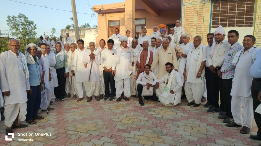 आदिवासी मीणा पंच पटेल महापंचायत ने किये प्रस्ताव पारित; कमल सिंह मीना बनाए अलवर जिलाध्यक्ष