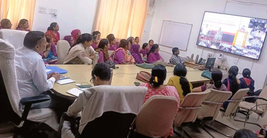 मुख्यमंत्री ने दी आंगनबाड़ी कार्यकर्ताओं को बड़ी सौगात; आंगनबाड़ी कार्यकताओं एवं सहायिकाओं को दो यूनिफॉर्म के लिए 1-1 हजार रुपये की राशि की डीबीटी