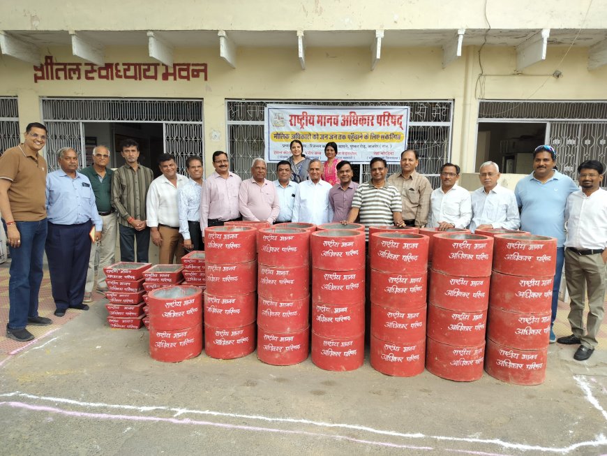 भीषण गर्मी में करुणा का संवहक बना जीव दया अभियान—100 पानी की टंकियां, पक्षी घर व परिंडे वितरित