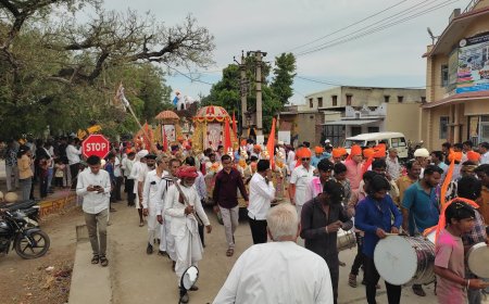 वराडा में हनुमान जयंती हर्षोल्लास से मनाई, जयकारों के साथ निकली भव्य शोभायात्रा