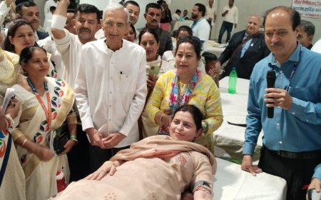 स्वास्थ्य क्रांति वर्ष के तहत हेल्थ सेंटर एवं रक्तदान शिविर का सफल आयोजन, 105 ने किया रक्तदान