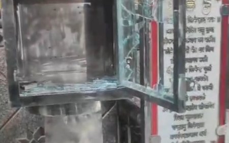 सोनागिर जैन मंदिर में बड़ी घटना; दान पेटी चोरी का मामला: CCTV बंद, सुरक्षा में चूक से 10.5 किलो चांदी पार