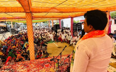 विधायक राजेंद्र मीणा ने अपने पैतृक गांव मनोहरपुर में तीन दिवसीय लोकोत्सव सुड्डा कन्हैया दंगल मे लिया भाग