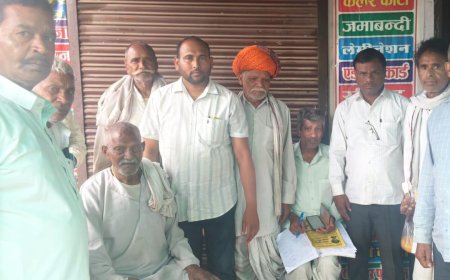 महात्मा ज्योतिबा फुले जयंती को लेकर सैनी समाज ने बांटे पीले चावल, गांव-गांव किया आमंत्रण