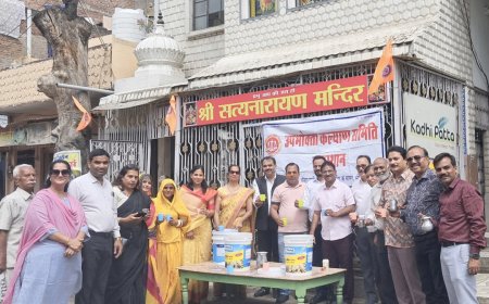 उपभोक्ता कल्याण समिति का जनसेवा अभियान; भीषण गर्मी में राहगीरों को बांटी ऑर्गेनिक मसाला छाछ