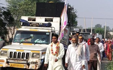 कोलोतिया परिवार की पहली पदयात्रा भूमिया बाबा के लिए रवाना, श्रद्धालुओं में दिखा उत्साह