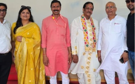 देश के सुप्रसिद्ध भजन गायक पंडित सुधीर व्यास का भीलवाड़ा में स्वागत; राजस्थान जनमंच अध्यक्ष कैलाश सोनी ने किया अभिनंदन