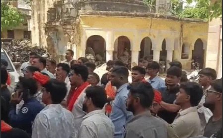 अलवर में VHP ने सौंपा ज्ञापन: कहा-गोवंश का कटा हुआ सिर मिला था, मामले में पुलिस की जांच से संतुष्ट नहीं है हम