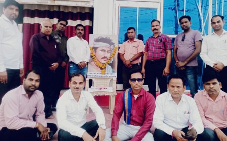 1857 की क्रांति के सूत्रधार शहीद मातादीन वाल्मीकि को दी गई भावभीनी श्रद्धांजलि