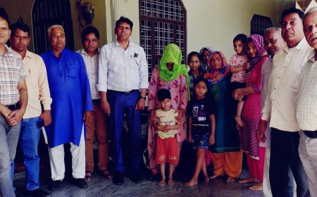 अंबेडकर जयंती की तैयारियों में जुटे भामाशाह: सेवानिवृत्त इंस्पेक्टर विजय सिंह आर्य ने दिया 11 हजार का सहयोग