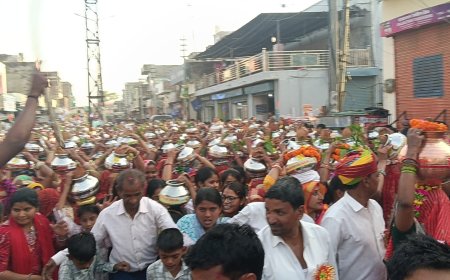 खेडली में महात्मा ज्योतिबा राव फुले की  जयंती पर हुए विविध कार्यक्रम, निकाली भव्य शोभायात्रा