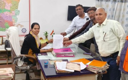 पहाडी की तलहटी मे अवैध खनन पुराने पेडों को काटकर मौत की गोद मे सुलाया, जिम्मेदार विभागों के अधिकारी बने मूकदर्शक