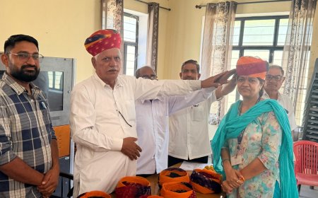 ईमानदारी और कर्तव्यनिष्ठा का सम्मान: टोंक छिलरी प्रिंसिपल संजू नेहरा का ग्राम पंचायत ने किया अभिनंदन