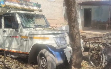 बयाना में बेकाबू पिकअप का कहर: घर के बाहर बैठे व्यक्ति को मारी टक्कर, कई वाहन क्षतिग्रस्त, चालक नशे की हालत में किया गिरफ्तार