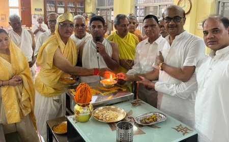 गायत्री नगर में तीन दिवसीय वार्षिकोत्सव 24 घंटे णमोकार अखंड पाठ के साथ शुभारंभ