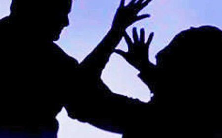 स्कूल की छुट्‌टी के बाद घर जा रही सरकारी टीचर का दिनदहाड़े अपहरण; पुलिस ने त्वरित कार्यवाही कर शिक्षिका के पति सहित आरोपी को किया गिरफ्तार