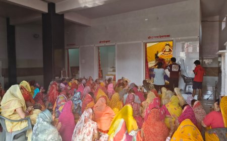 भजनों की रसधार से महका लक्ष्मणगढ़: खाटू श्याम मंदिर में महिला मंडलों ने किया भव्य संकीर्तन