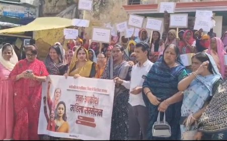 महिलाओं ने नारी शक्ति वंदन बिल के समर्थन में निकाली रैली