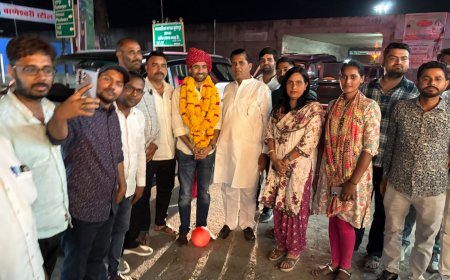 NSUI के नवनियुक्त राष्ट्रीय अध्यक्ष विनोद जाखड़ का पहली बार सुमेरपुर पहुंचने पर  किया  भव्य स्वागत