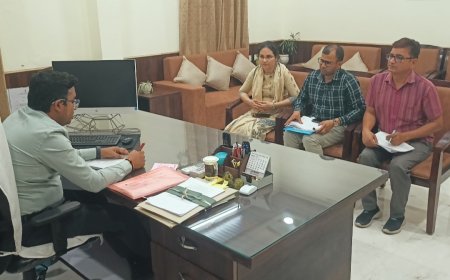 आंगनबाड़ी केंद्रों के सुदृढ़ीकरण और पोषाहार वितरण में लाएं तेजी, जिला कलेक्टर ने दिए कड़े निर्देश