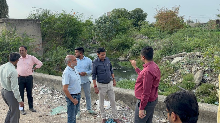 विधायक कोठारी ने जिला कलेक्टर के साथ गांधीसागर से सांगानेर नदी तक नाले का लिया जायजा;  मौके पर सफाई कार्य शुरू