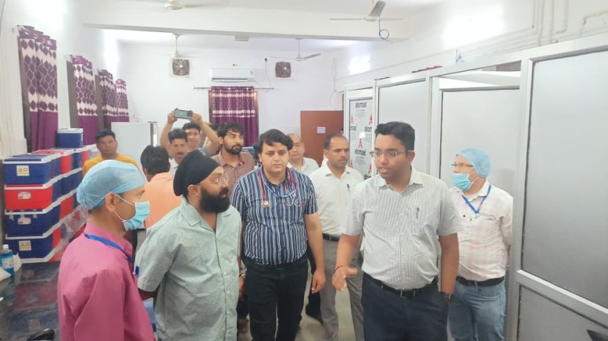 जिला कलेक्टर मयंक मनीष ने किया डीग के राजकीय जिला चिकित्सालय का निरीक्षण