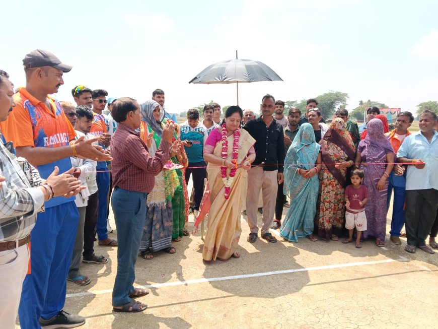 रामनगर में 'आरपीएल-2026' क्रिकेट टूर्नामेंट का भव्य आगाज़: उद्योगपति रजनी अग्रवाल ने किया उद्घाटन