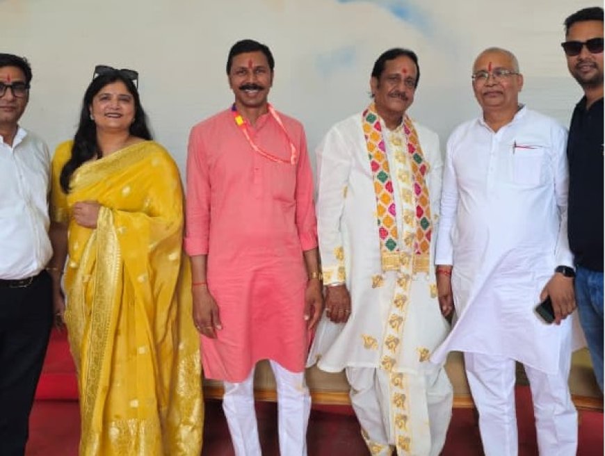 देश के सुप्रसिद्ध भजन गायक पंडित सुधीर व्यास का भीलवाड़ा में स्वागत; राजस्थान जनमंच अध्यक्ष कैलाश सोनी ने किया अभिनंदन