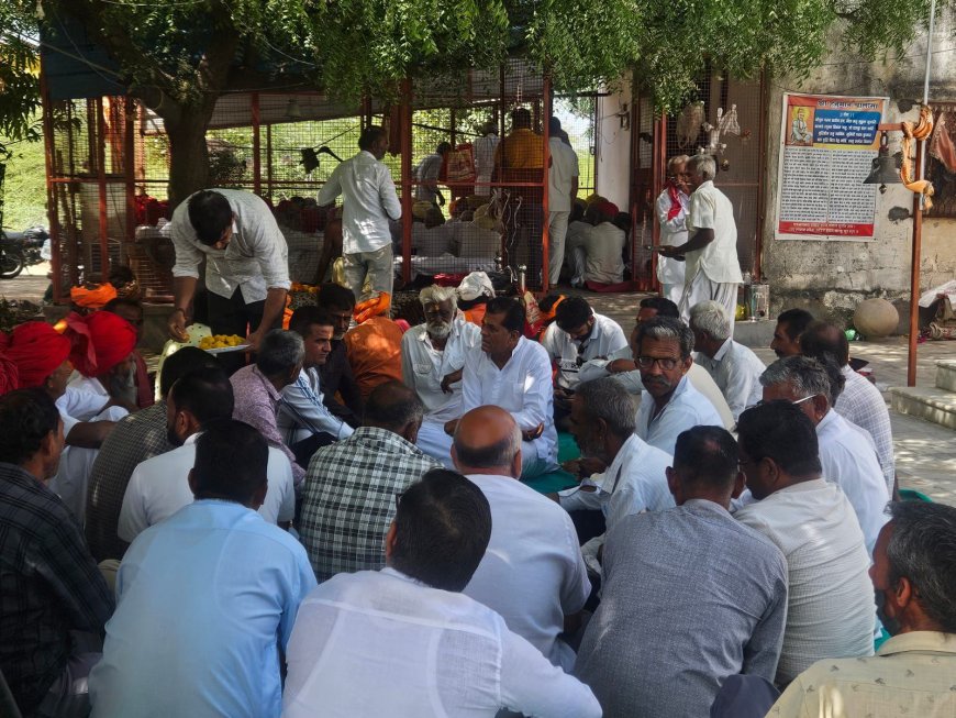 पालड़ीजोड़ में नेकुआ हनुमानजी मंदिर वार्षिकोत्सव धूमधाम से मनाया, शिखर पर गाजे-बाजे के साथ ध्वजा चढ़ाई