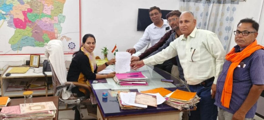 पहाडी की तलहटी मे अवैध खनन पुराने पेडों को काटकर मौत की गोद मे सुलाया, जिम्मेदार विभागों के अधिकारी बने मूकदर्शक