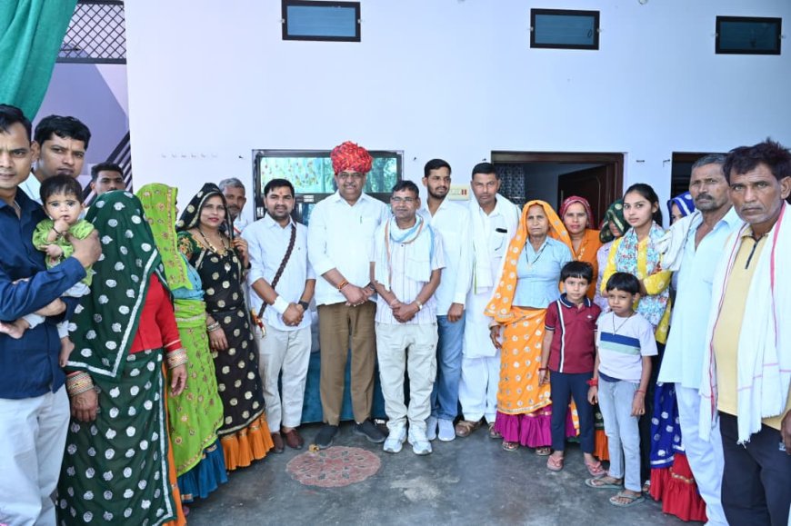 कठूमर के भैरूबास गांव में विवाह समारोह में पहुंचे वन एवं पर्यावरण मंत्री संजय शर्मा, नवदंपति को दिया आशीर्वाद