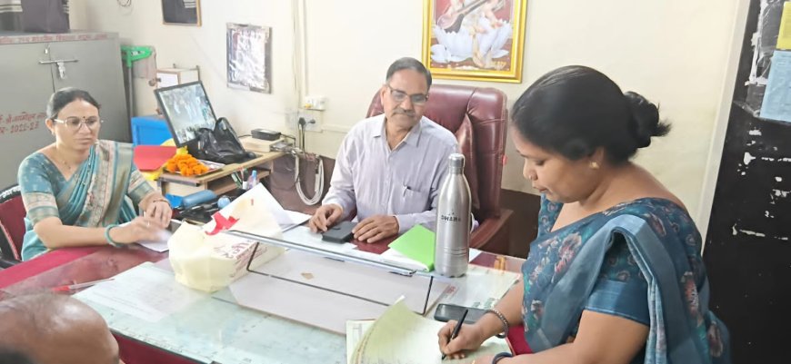 प्रमोशन पर व्याख्याता पद ग्रहण, विद्यालय में हुआ स्वागत समारोह