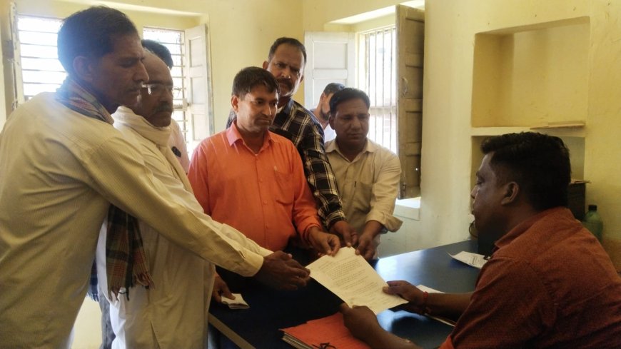 नांगल के ग्रामीणों का हल्लाबोल: सालभर से बनकर तैयार टंकी को चालू करने के लिए जलदाय विभाग को सौंपा ज्ञापन