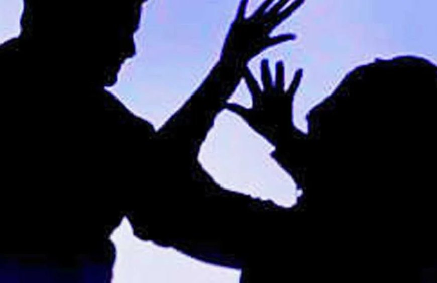 स्कूल की छुट्‌टी के बाद घर जा रही सरकारी टीचर का दिनदहाड़े अपहरण; पुलिस ने त्वरित कार्यवाही कर शिक्षिका के पति सहित आरोपी को किया गिरफ्तार