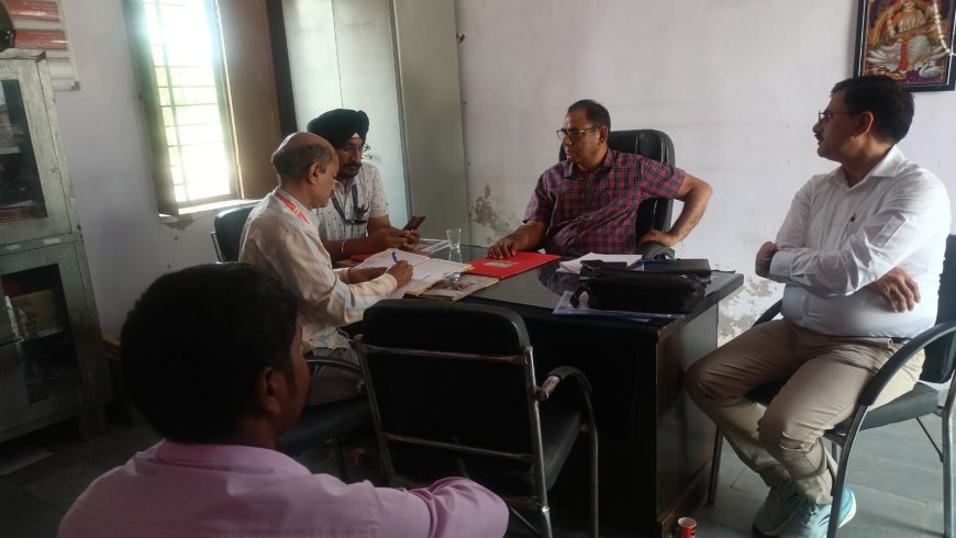 मिड-डे-मील की दाल में मिला मरा चूहा: जाँच करने रामगढ़ ब्लॉक के विद्यालय पहुँची शिक्षा विभाग की टीम