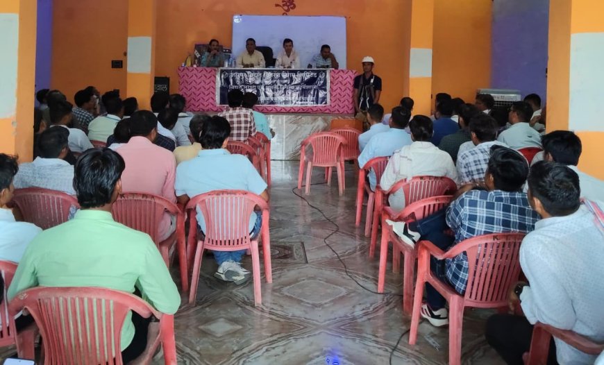 बिजली कर्मियों की सुरक्षा को लेकर कठूमर में हुई  कार्यशाला आयोजित