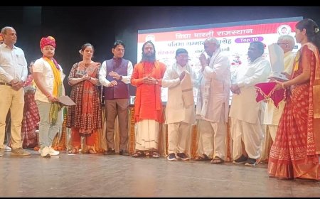 शिक्षा मंत्री मदन दिलावर ने वैर के मेधावी छात्रों को किया सम्मानित; आर्यन नगायच ने 99.50% अंकों के साथ राजस्थान में लहराया परचम