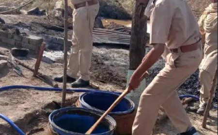 सीकरी- गोपालगढ़ क्षेत्र मे अवैध शराब माफिया पर आबकारी विभाग का कड़ा प्रहार; 3 भट्टियां ध्वस्त, 2600 लीटर वॉश नष्ट