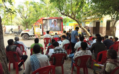 ग्राम रथ अभियान बना रहा है ग्रामीणों को वरदान;  ग्रामीणों को योजनाओं की जानकारी के साथ मौके पर मिल रहा है लाभ