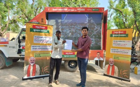 ग्राम रथ अभियान: बाजना के रवि नागर को मौके पर मिला मालिकाना हक; उपखंड अधिकारी ने सौंपा स्वामित्व पट्टा, लंबे समय से ऋण की समस्या से जूझ रहे लाभार्थी को मिली राहत